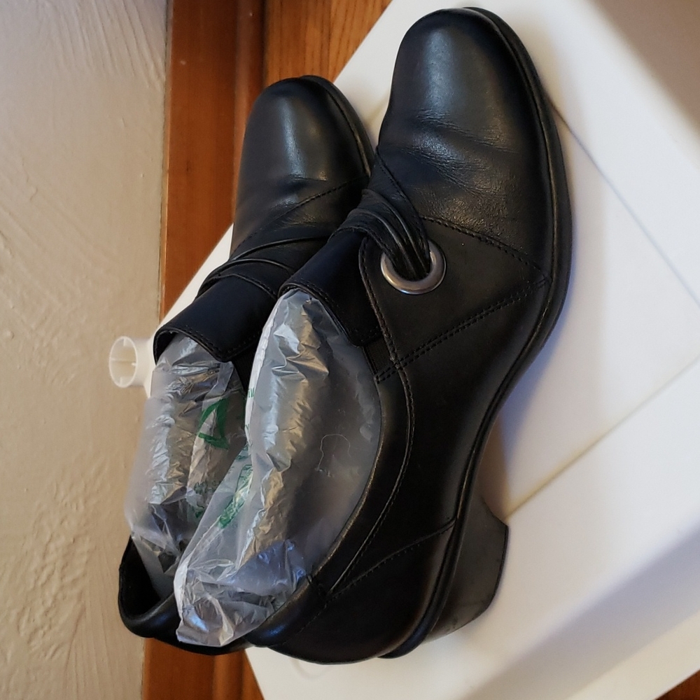 Clarks leather loafer #38476 8.5 medium
